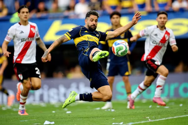 Boca taklukkan rival beratnya River Plate untuk menangkan Superclasico